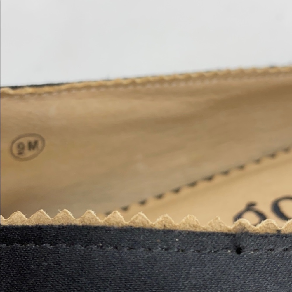 Ginger Goff Sz 9 Black Satin Pointed Toe Flats - Picture 9 of 9
